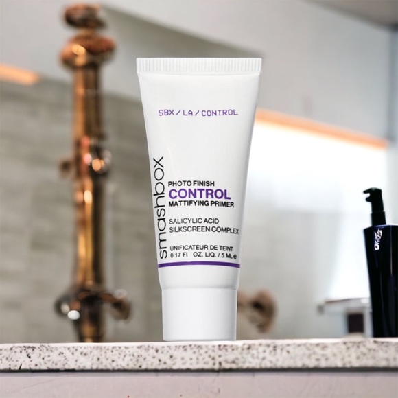 Smashbox Photo Finish Control Mattifying Primer - Picture 3 of 3